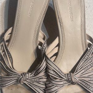 Tory Burch Tan Sandals with Logo Bow